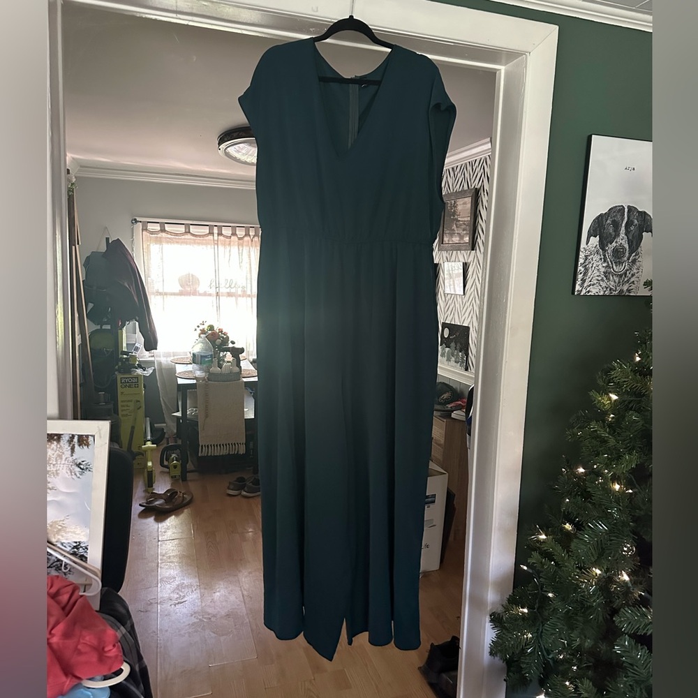 Wide leg jumpsuit